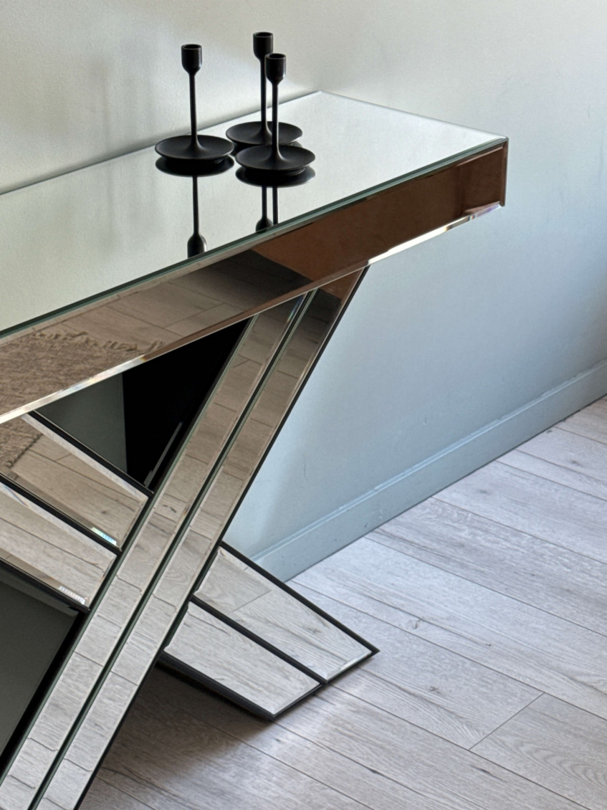 ������� Mister X