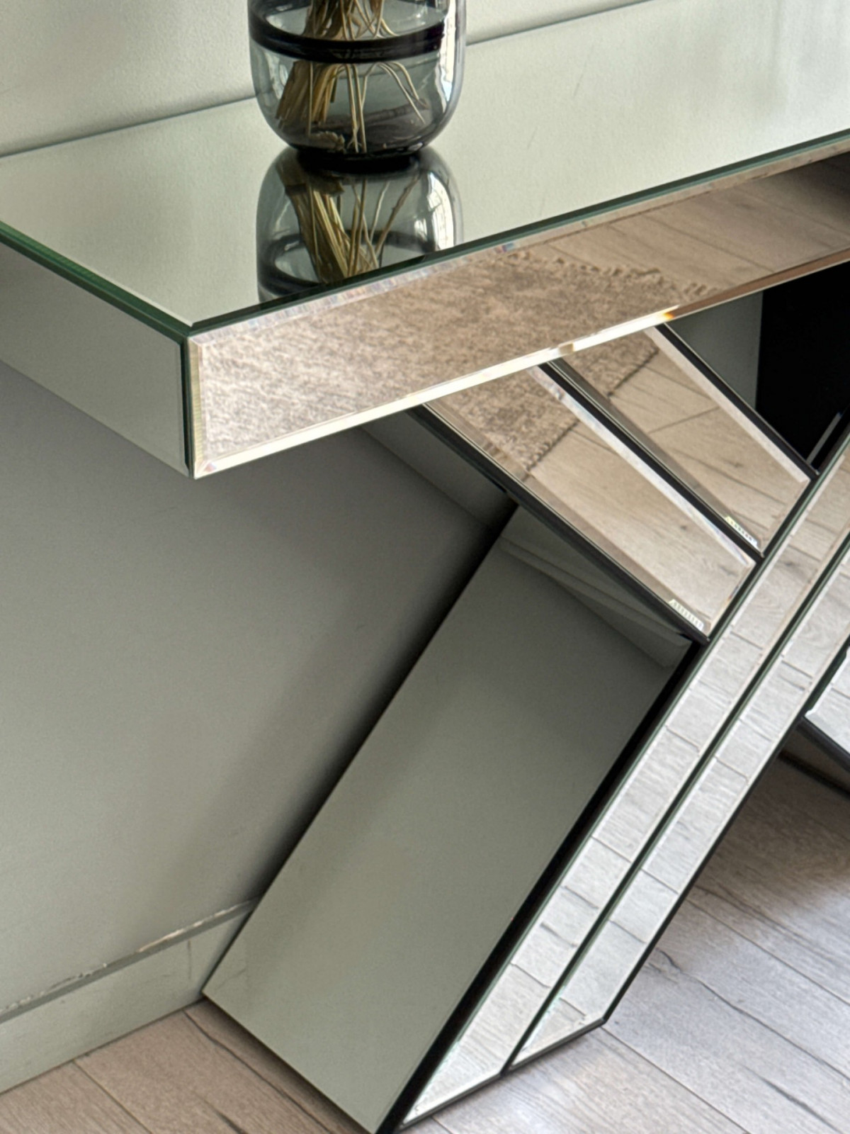 ������� Mister X