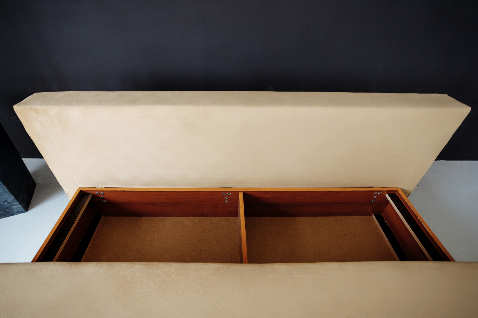 ����� ������ ������, ����������, Maserati Cappuchino