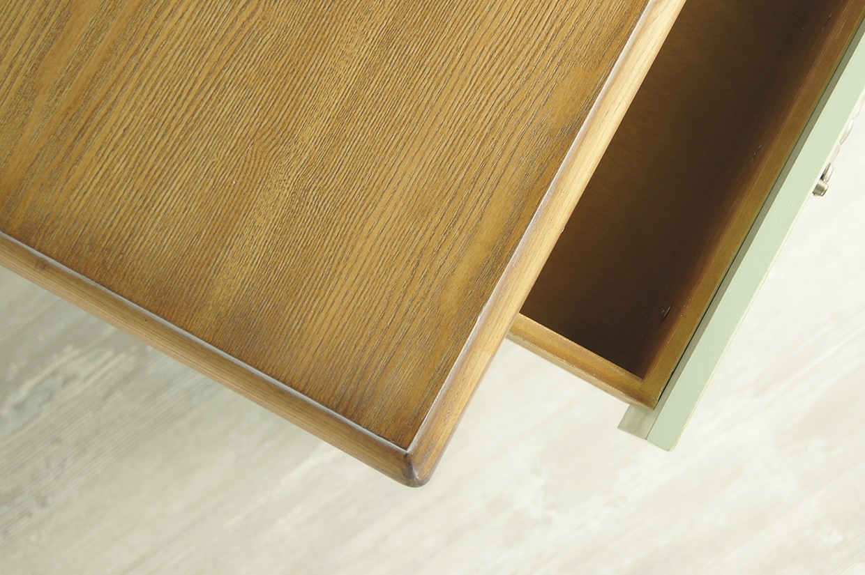 ������������ ����� Olivia � ������� ��� GA1002