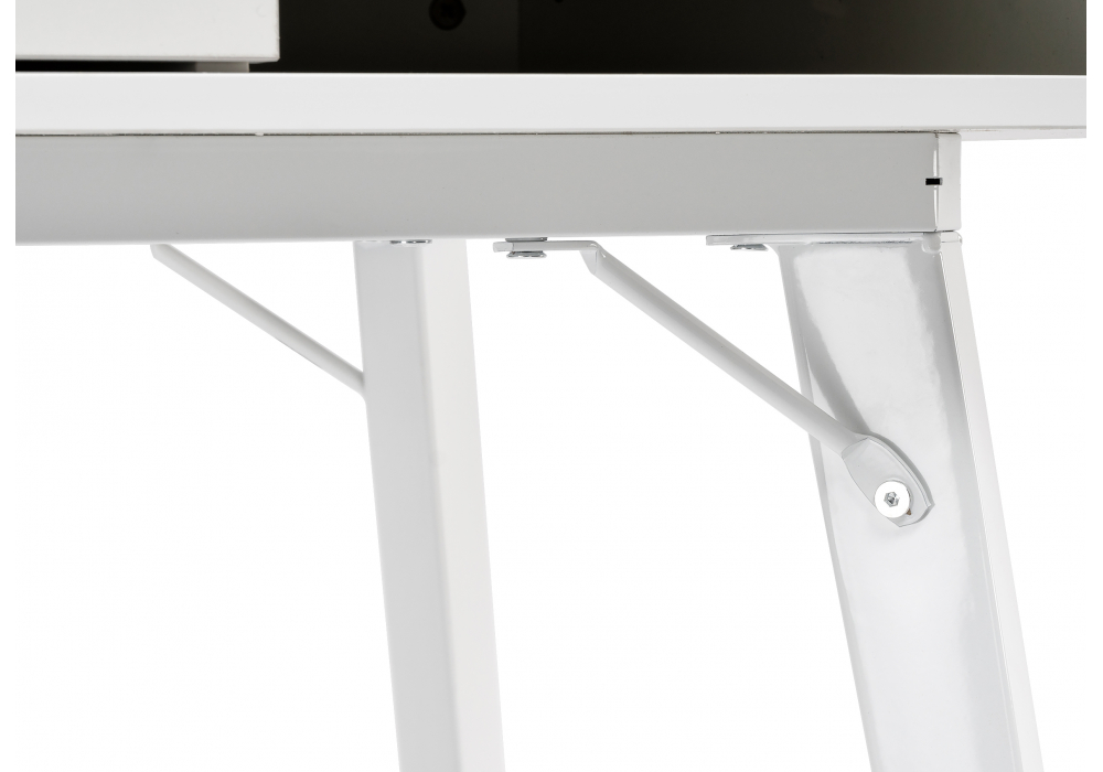 ������� ������ Ivor white