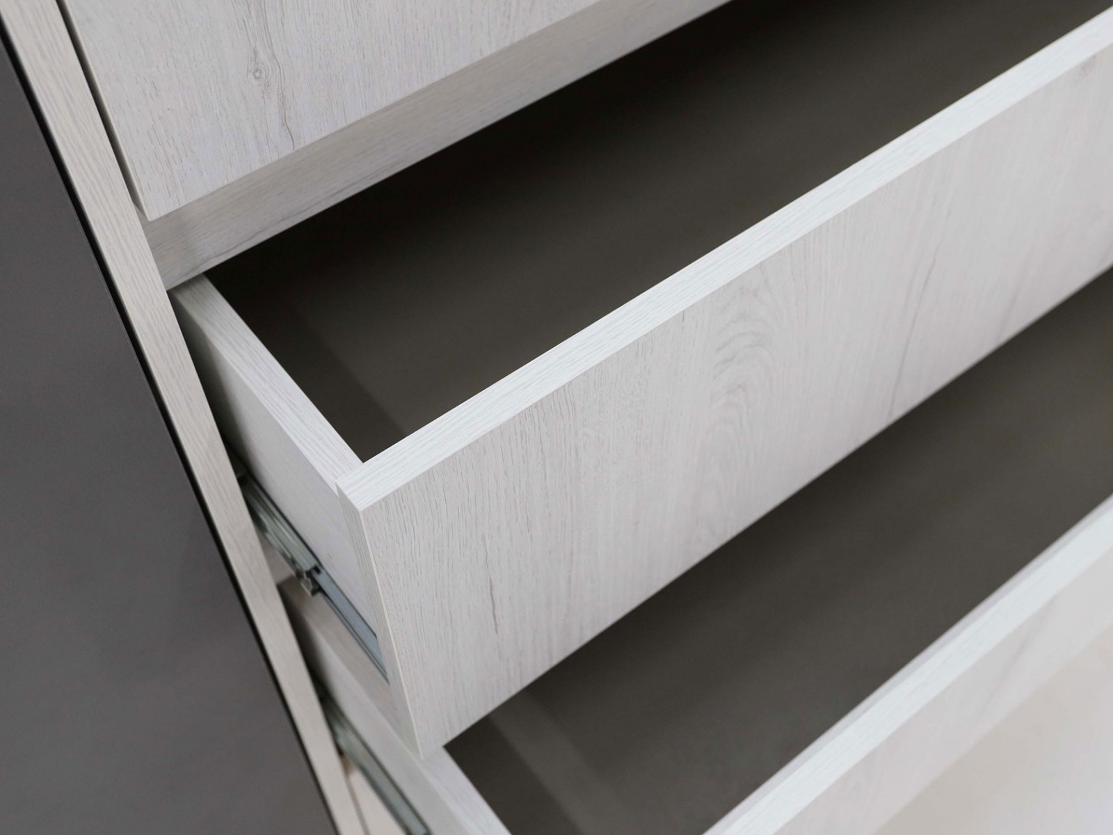 ����� ����� �����