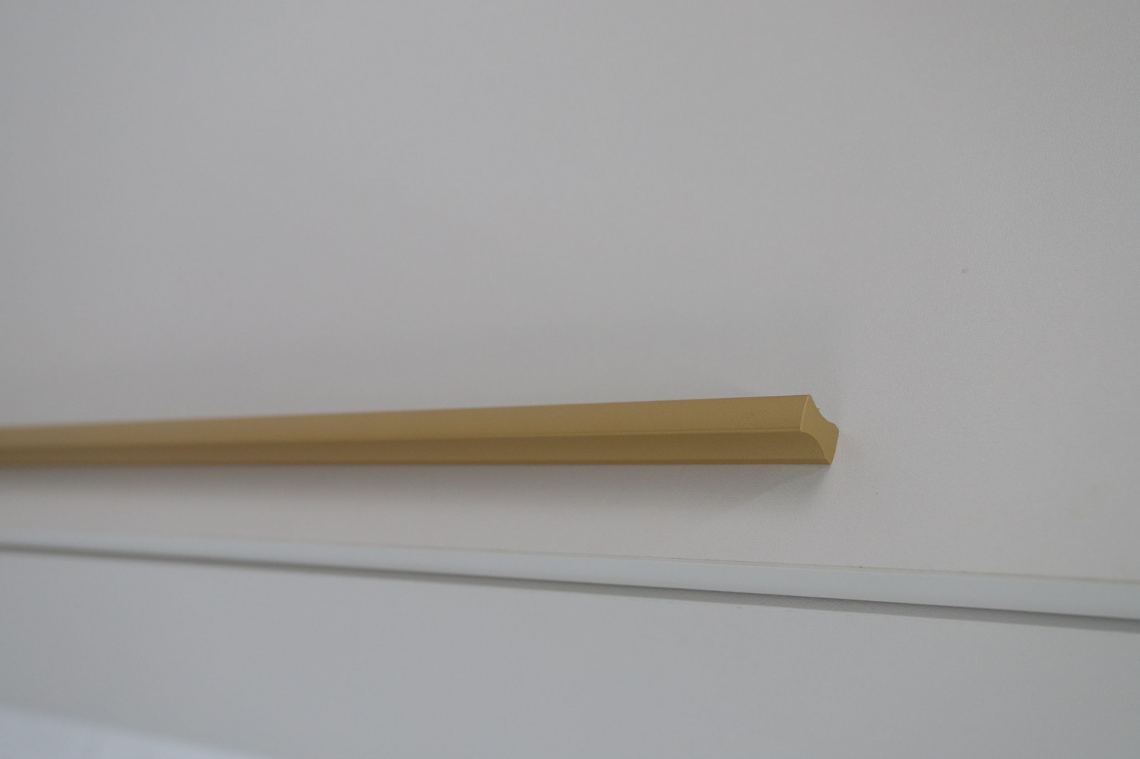 ����-����� ����