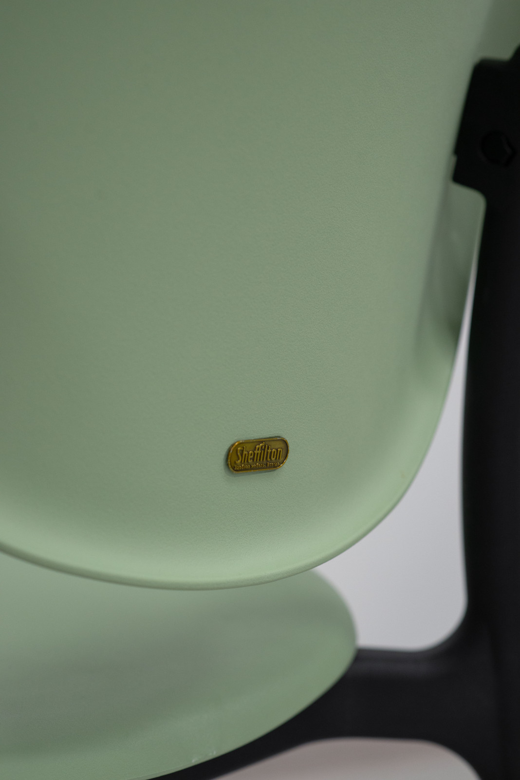 ���� Sheffilton SHT-S180